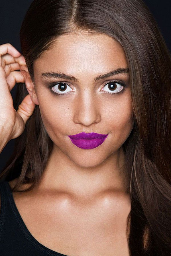 How to Apply Liquid Matte Lipstick model with purple lips